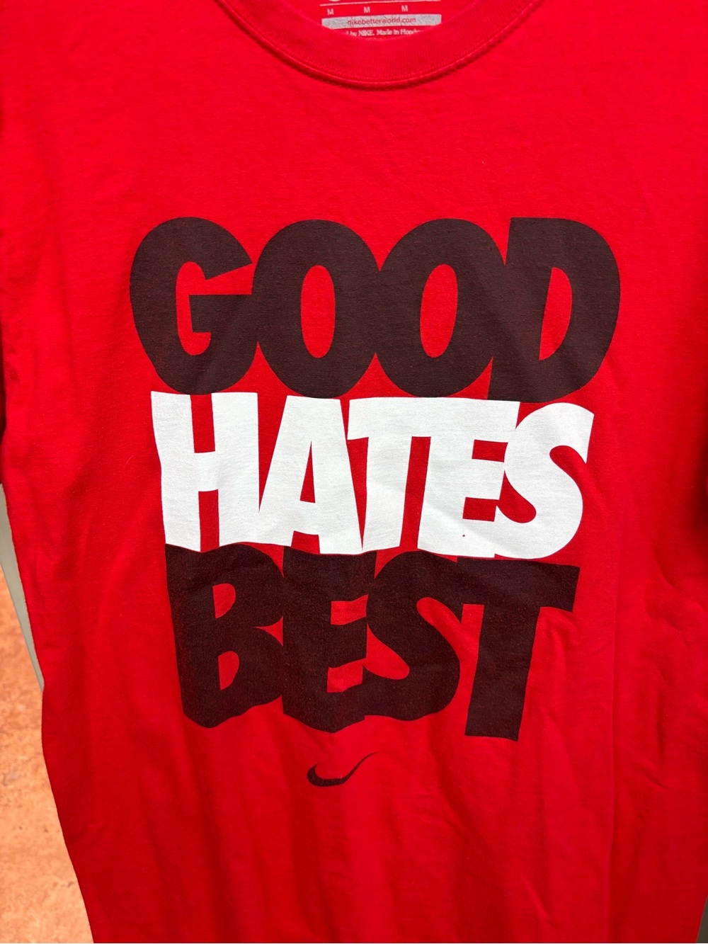 Nike Vintage Graphic T “GOOD HATES BEST” size Medium Cotton Short Sleeve Crewnec - Picture 2 of 9